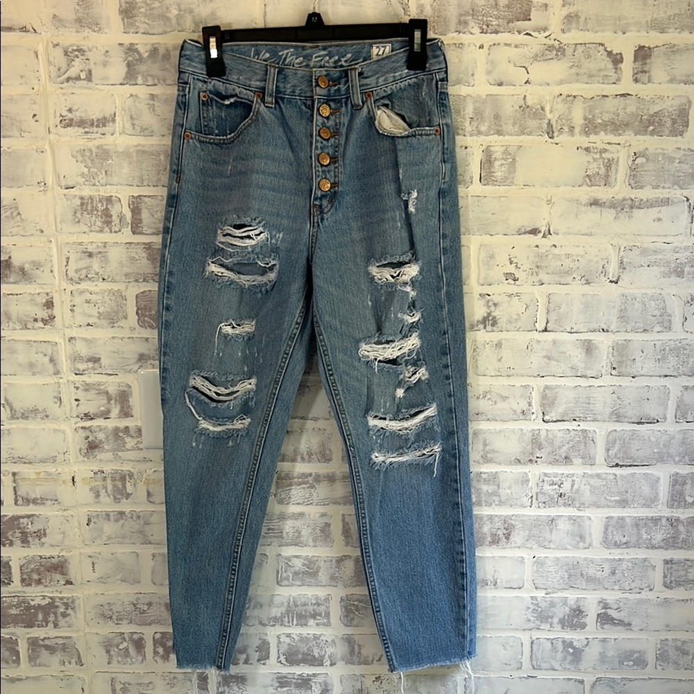 We The Free Womens 27 Distressed High Rise Jeans Light Wash Denim Button Raw Hem